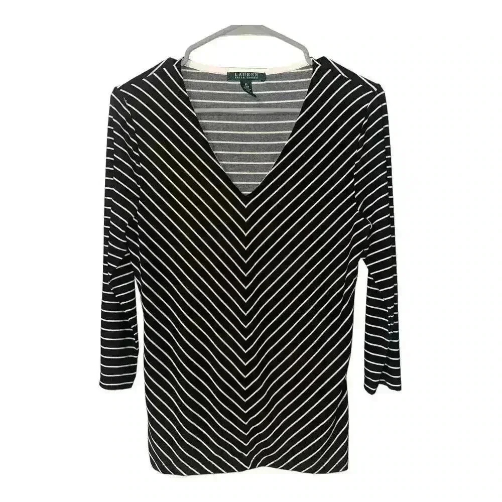Lauren Ralph Lauren Black/White Chevron V-Neck Top, Medium